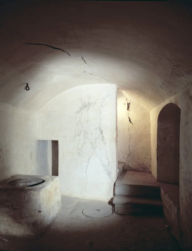 Disegno a muro di una figura, nella stanza in cui si pensa si nascondeva - Cappella Medici, San Lorenzo, Firenze